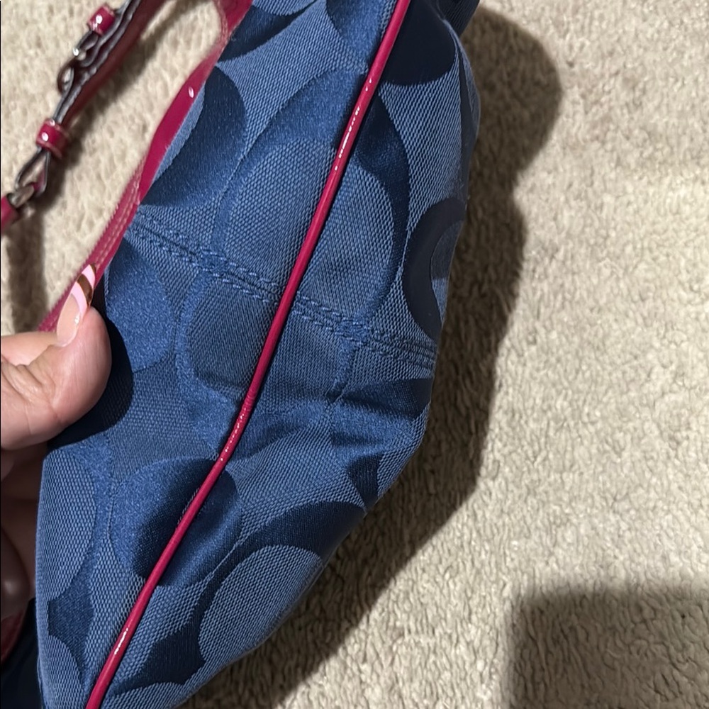 Coach Navy Signature Canvas Shoulder Bag with Magenta Patent Trim - Picture 5 of 8